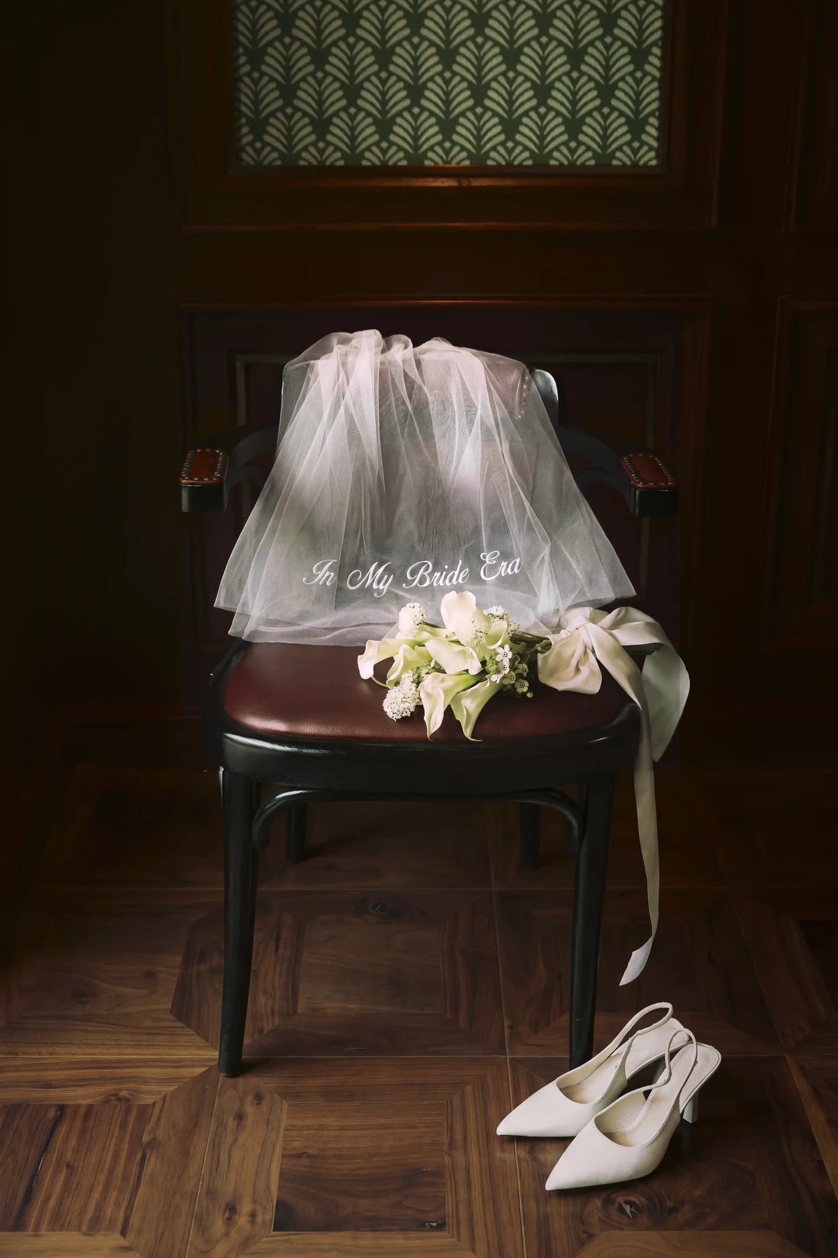 Original Embroidered Short Veil by Meezily - front view showcasing the delicate embroidered bridal veil design