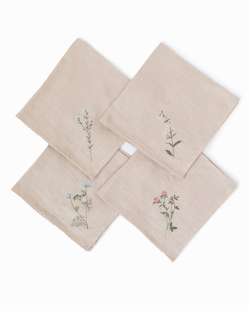 Embroidered Set Of 4 Wildflower Napkins, Natural Botanical Linen Napkins, Rustic Farmhouse Table Decor